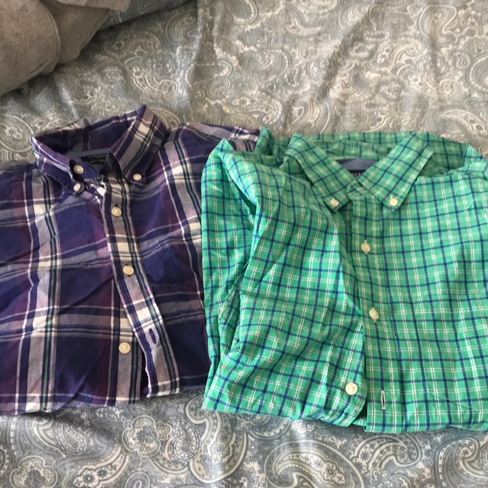 2 American Eagle meant dress shirts